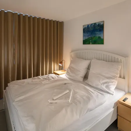 3 Schlafzimmer - Grüne Oase Im Hinterhaus - 1-9 Personen - Smarttv - Wlan - Waschmaschine - Trockner Apartment