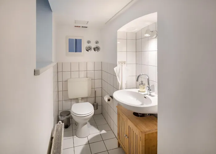 شقة 3 Schlafzimmer - Gruene Oase Im Hinterhaus - 1-9 Personen - Smarttv - Wlan - Waschmaschine - Trockner لبسيا
