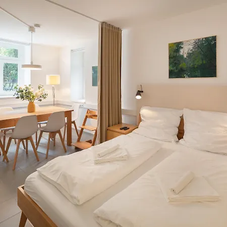 3 Schlafzimmer - Gruene Oase Im Hinterhaus - 1-9 Personen - Smarttv - Wlan - Waschmaschine - Trockner Lipcse